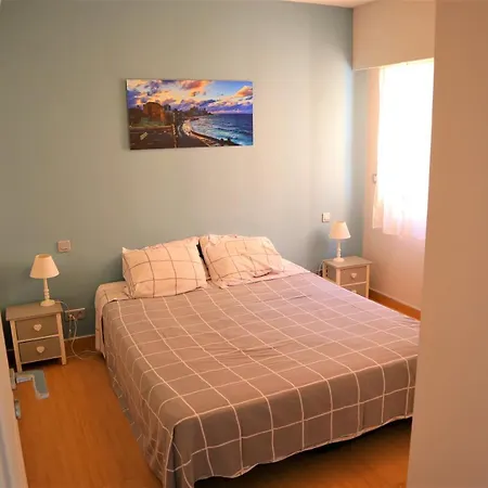 Apartment Jolie Deux Pieces Au Coeur D'une Unique. Saint-Raphael (Var)