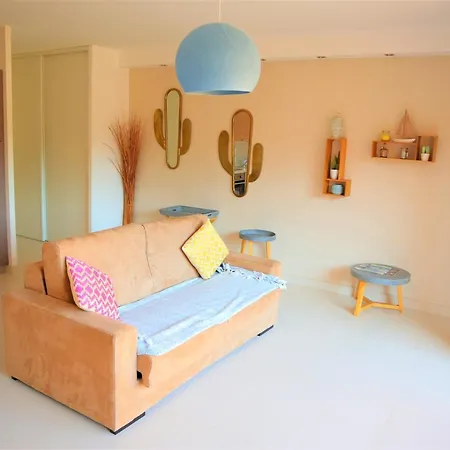 Jolie Deux Pieces Au Coeur D'une Unique. Apartment Saint-Raphael (Var)